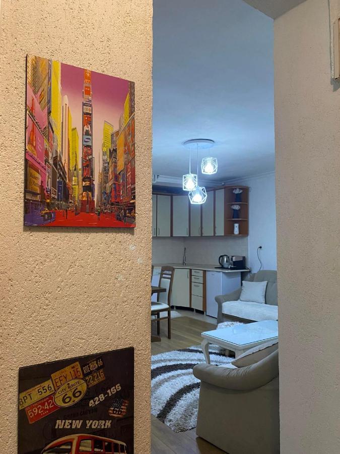 Oanaf Apartment Prishtina Priştine Dış mekan fotoğraf